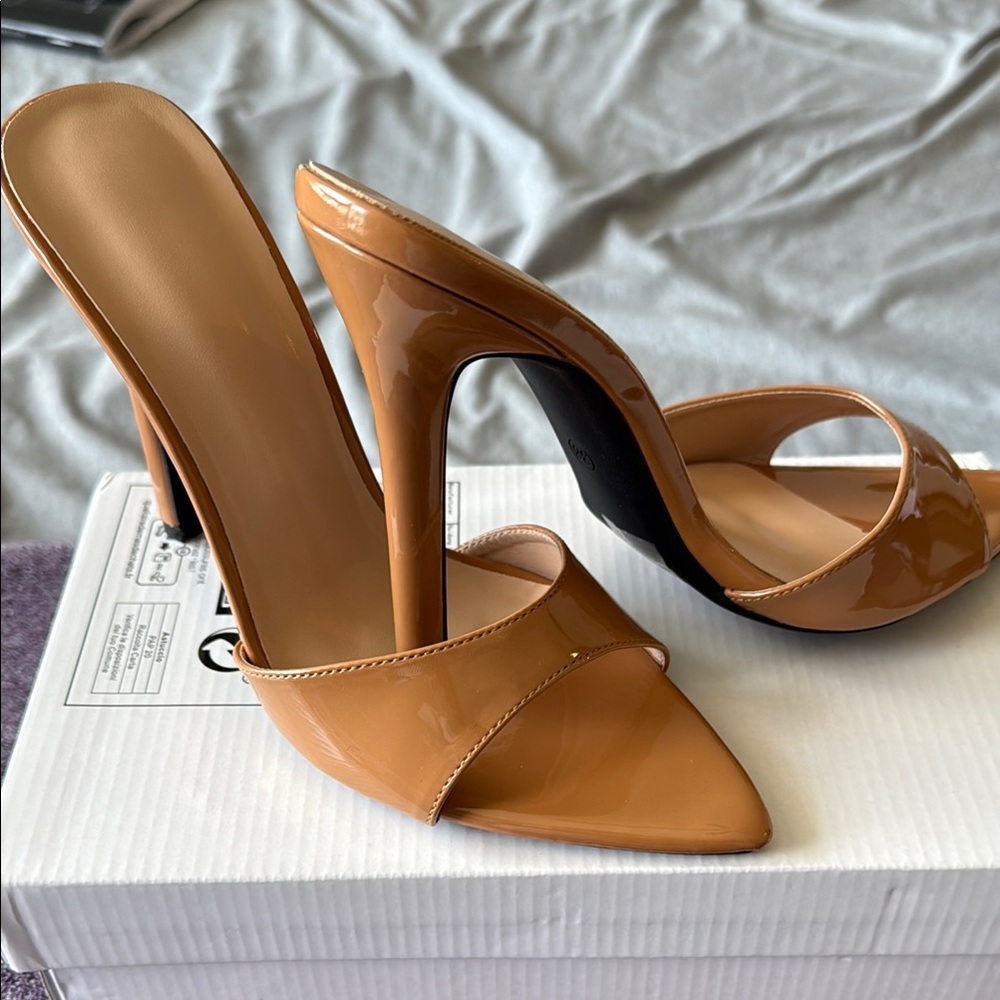 Elegant Tan High Heel Mules